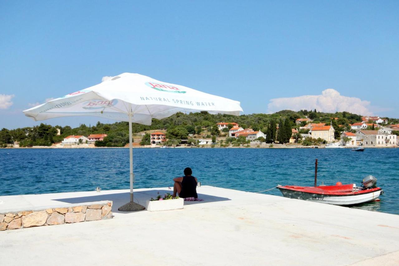 Apartments By The Sea Luka, Dugi Otok - 8182 Luka  Exterior photo
